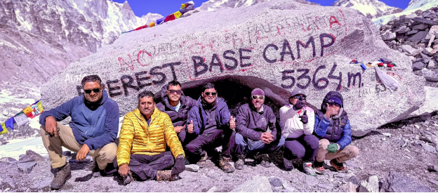 Food and accommodation on Everest base camp trek